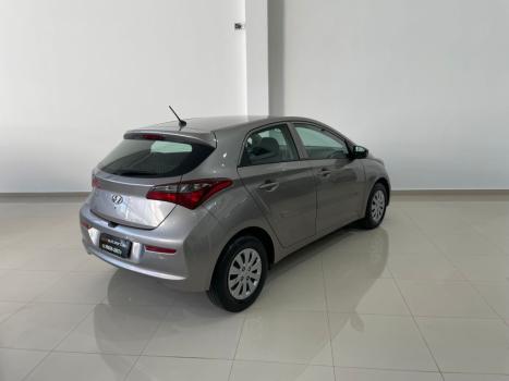 HYUNDAI HB 20 Hatch 1.0 12V 4P FLEX UNIQUE, Foto 4