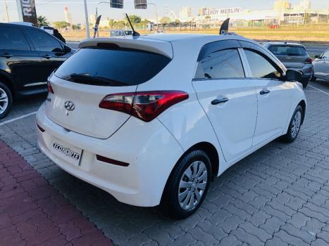 HYUNDAI HB 20 Hatch 1.0 12V 4P FLEX COMFORT STYLE TURBO, Foto 4