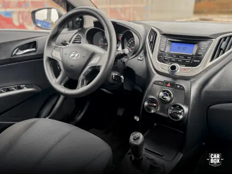 HYUNDAI HB 20 Hatch 1.6 16V 4P FLEX COMFORT PLUS, Foto 9
