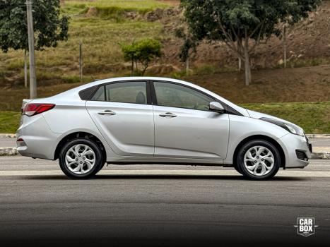 HYUNDAI HB 20 Sedan 1.6 16V 4P FLEX COMFORT AUTOMTICO, Foto 3