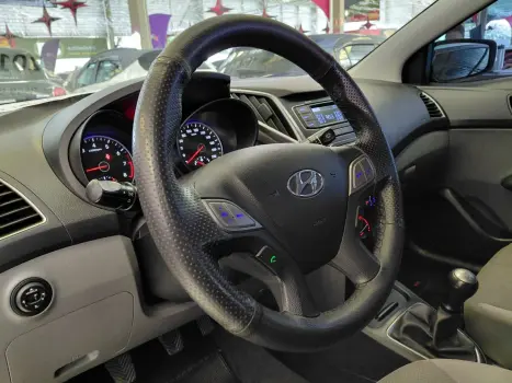 HYUNDAI HB 20 Sedan 1.0 12V 4P FLEX COMFORT PLUS, Foto 9