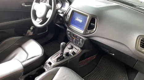 JEEP Compass 2.0 16V 4P 350 TRAILHAWK 4X4 TURBO DIESEL AUTOMTICO, Foto 9