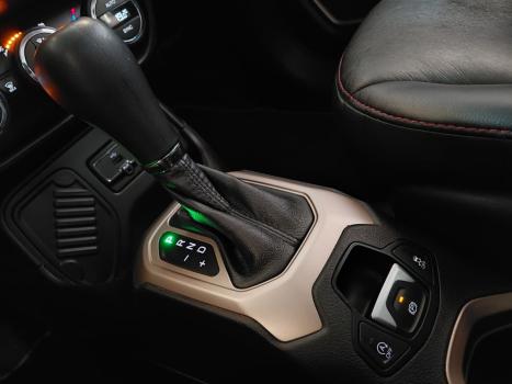 JEEP Renegade 1.8 16V 4P FLEX LONGITUDE AUTOMTICO, Foto 14