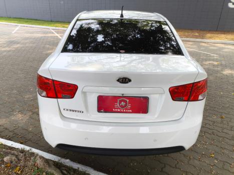 KIA Cerato Sedan 1.6 16V 4P E.273, Foto 5