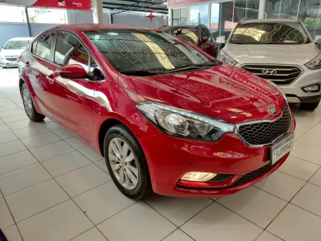 KIA Cerato Sedan 1.6 16V 4P SX AUTOMTICO, Foto 3