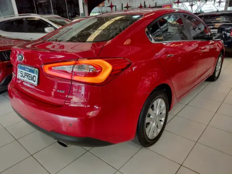 KIA Cerato Sedan 1.6 16V 4P SX AUTOMTICO, Foto 4