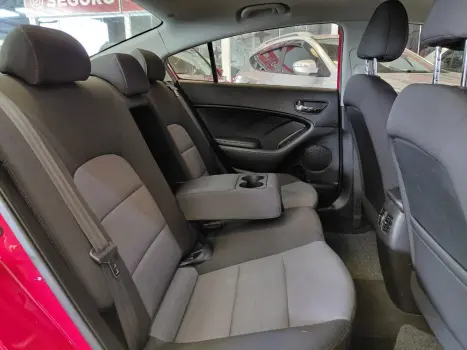 KIA Cerato Sedan 1.6 16V 4P SX AUTOMTICO, Foto 12
