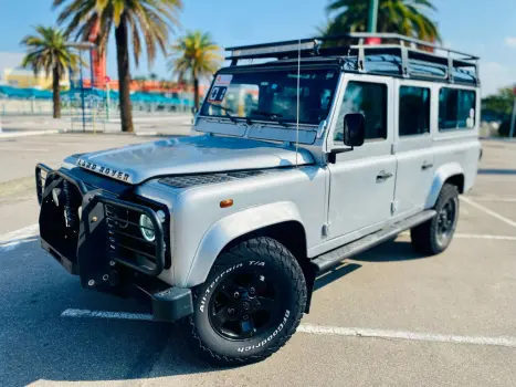LAND ROVER Defender 110 2.5 4P SW COUNTY 4X4 TURBO, Foto 2