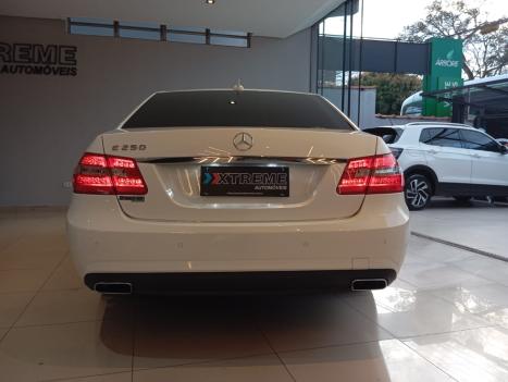 MERCEDES-BENZ E 250 1.8 16V 4P CGI AVANTGARDE AUTOMTICO, Foto 4