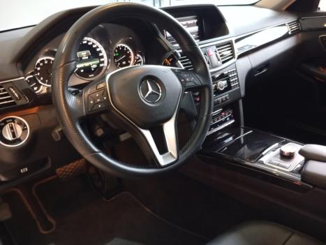 MERCEDES-BENZ E 250 1.8 16V 4P CGI AVANTGARDE AUTOMTICO, Foto 5