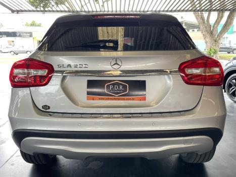 MERCEDES-BENZ GLA 200 1.6 16V 4P FLEX CGI ADVANCE TURBO AUTOMTICO, Foto 6