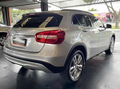 MERCEDES-BENZ GLA 200 1.6 16V 4P FLEX CGI ADVANCE TURBO AUTOMTICO, Foto 7