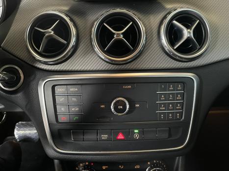 MERCEDES-BENZ GLA 200 1.6 16V 4P FLEX CGI ADVANCE TURBO AUTOMTICO, Foto 23