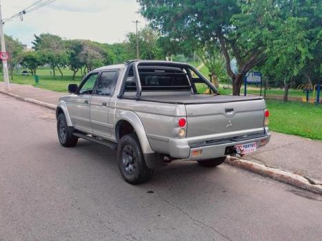 MITSUBISHI L 200 2.5 SPORT 4X4 CABINE DUPLA TURBO DIESEL, Foto 6