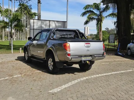 MITSUBISHI L 200 3.5 24V FLEX HPE 4X4  CABINE DUPLA AUTOMTICO, Foto 8