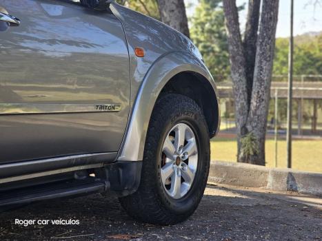 MITSUBISHI L 200 3.5 24V FLEX HPE 4X4  CABINE DUPLA AUTOMTICO, Foto 6