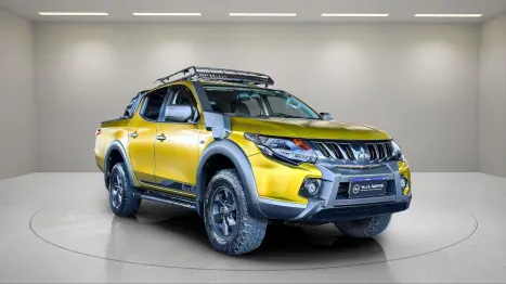 MITSUBISHI L 200 Savana 3.2 16V 4P 4X4 TURBO DIESEL INTECOOLER AUTOMTICO, Foto 2