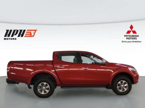 MITSUBISHI L 200 Triton 2.4 16V SPORT HPE 4X4 CABINE DUPLA TURBO DIESEL AUTOMTICO, Foto 6