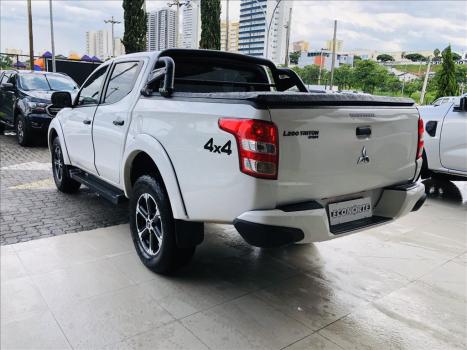 MITSUBISHI L 200 Triton 2.4 16V SPORT GLS CABINE DUPLA TURBO DIESEL AUTOMTICO, Foto 5