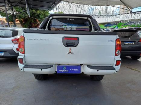 MITSUBISHI L 200 Triton 2.4 16V FLEX HLS CABINE DUPLA, Foto 5