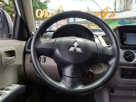 MITSUBISHI L 200 Triton 2.4 16V FLEX HLS CABINE DUPLA, Foto 8