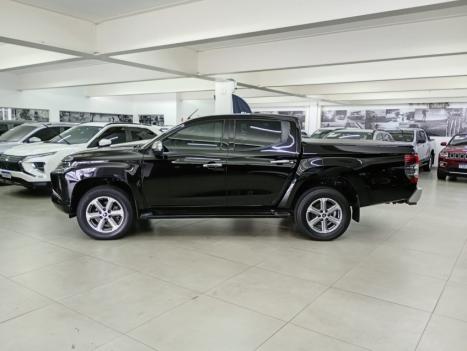 MITSUBISHI L 200 Triton 2.4 16V SPORT HPE 4X4 CABINE DUPLA TURBO DIESEL AUTOMTICO, Foto 2