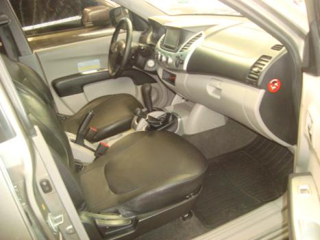 MITSUBISHI L 200 Triton 3.2 16V HPE 4X4 CABINE DUPLA TURBO DIESEL INTERCOOLER AUTOMTICO, Foto 6
