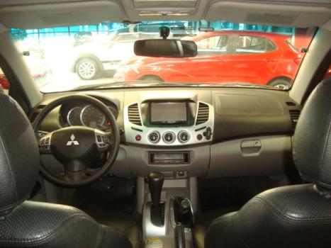 MITSUBISHI L 200 Triton 3.2 16V HPE 4X4 CABINE DUPLA TURBO DIESEL INTERCOOLER AUTOMTICO, Foto 11