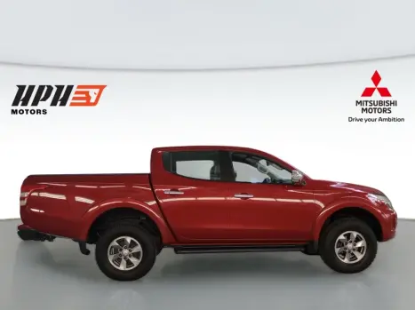 MITSUBISHI L 200 Triton 2.4 16V SPORT HPE 4X4 CABINE DUPLA TURBO DIESEL AUTOMTICO, Foto 3