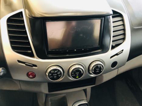 MITSUBISHI L 200 Triton 3.2 16V HPE 4X4 CABINE DUPLA TURBO DIESEL INTERCOOLER AUTOMÁTICO, Foto 14