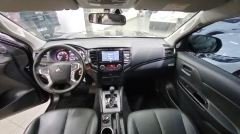 MITSUBISHI L 200 Triton 2.4 16V SPORT GLS CABINE DUPLA TURBO DIESEL AUTOMTICO, Foto 8
