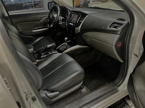 MITSUBISHI L 200 Triton , Foto 13
