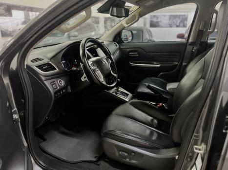 MITSUBISHI L 200 Triton , Foto 7