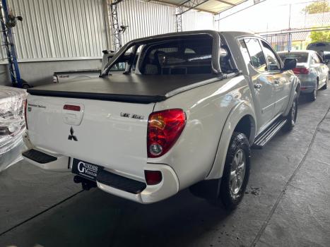 MITSUBISHI L 200 Triton 3.5 V6 HPE 4X4 FLEX CABINE DUPLA AUTOMTICO, Foto 4