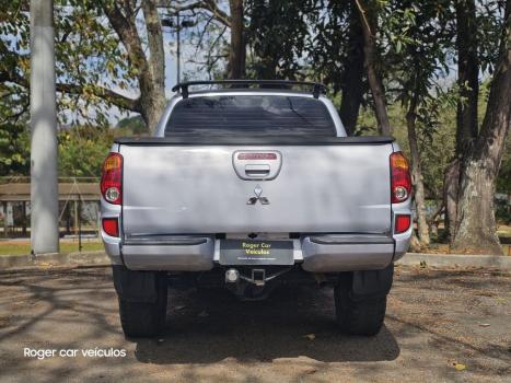 MITSUBISHI L 200 Triton 3.2 16V HPE 4X4 CABINE DUPLA TURBO DIESEL INTERCOOLER AUTOMTICO, Foto 4