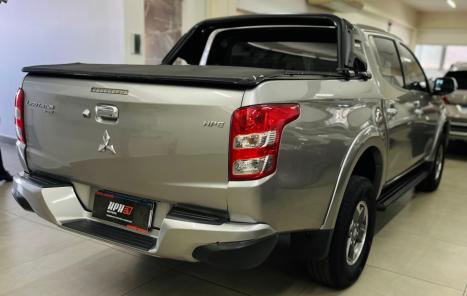MITSUBISHI L 200 Triton 2.4 16V SPORT HPE 4X4 CABINE DUPLA TURBO DIESEL AUTOMTICO, Foto 4