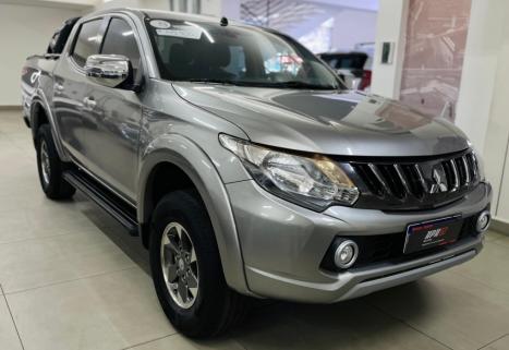 MITSUBISHI L 200 Triton 2.4 16V SPORT HPE 4X4 CABINE DUPLA TURBO DIESEL AUTOMTICO, Foto 5