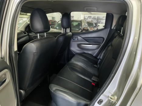 MITSUBISHI L 200 Triton 2.4 16V SPORT HPE 4X4 CABINE DUPLA TURBO DIESEL AUTOMTICO, Foto 10