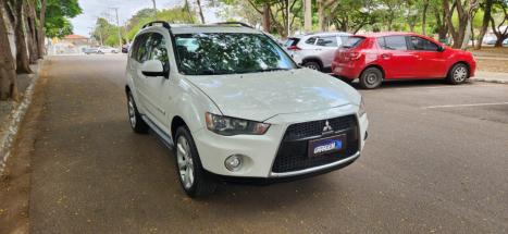 MITSUBISHI Outlander 3.0 V6 24V 4P 4X4 AUTOMTICO, Foto 3