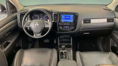 MITSUBISHI Outlander 2.0 16V 4P AUTOMTICO, Foto 5