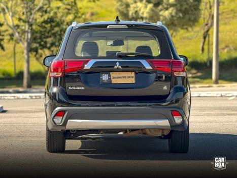 MITSUBISHI Outlander 2.0 16V 4P AUTOMTICO, Foto 5
