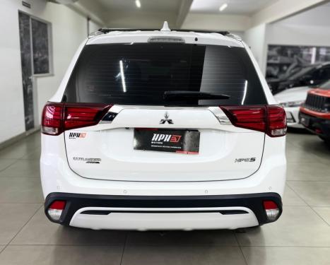 MITSUBISHI Outlander 3.0 V6 24V 4P HPE-S AWD AUTOMTICO, Foto 3