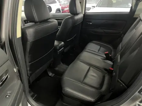 MITSUBISHI Outlander 2.0 16V 4P AUTOMTICO, Foto 10