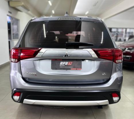 MITSUBISHI Outlander 3.0 V6 24V 4P GT 4X4 AUTOMTICO, Foto 3
