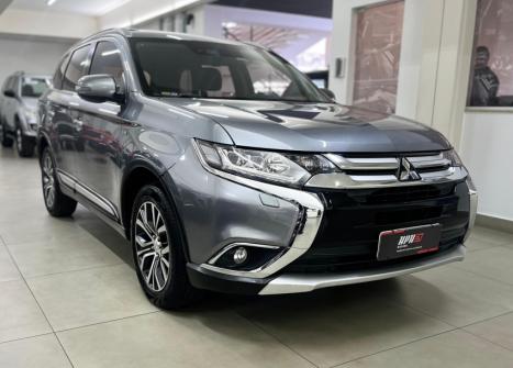 MITSUBISHI Outlander 3.0 V6 24V 4P GT 4X4 AUTOMTICO, Foto 5