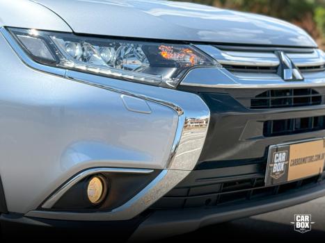 MITSUBISHI Outlander 3.0 V6 24V 4P GT 4X4 AUTOMTICO, Foto 18