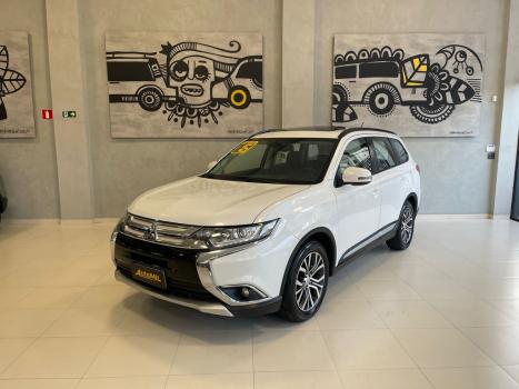 MITSUBISHI Outlander 2.0 16V 4P AUTOMTICO, Foto 3