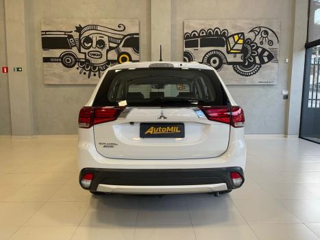 MITSUBISHI Outlander 2.0 16V 4P AUTOMTICO, Foto 8