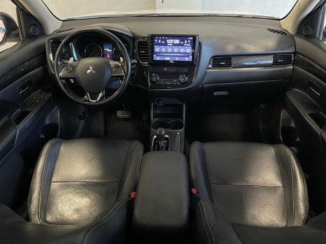MITSUBISHI Outlander 2.0 16V 4P AUTOMTICO, Foto 9