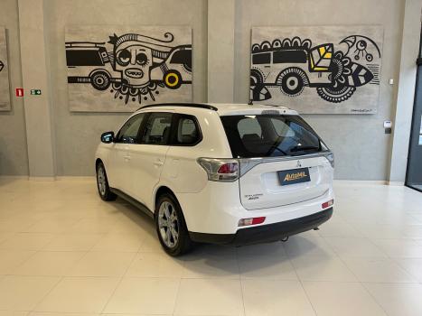 MITSUBISHI Outlander 2.0 16V 4P AUTOMTICO, Foto 4